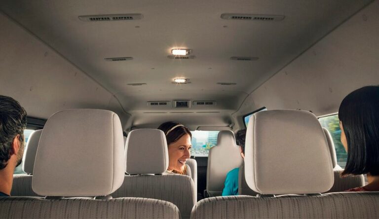 nissan-urvan-02.png